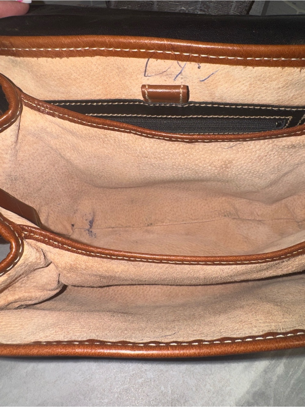 Vintage Brahmin Buttery Soft Black and Brown Leather Crossbody Bag GUC - Picture 12 of 12